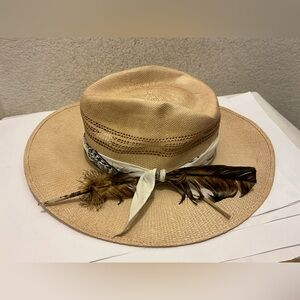 Bull Ranch Beige Straw Hat with Patterned Interior